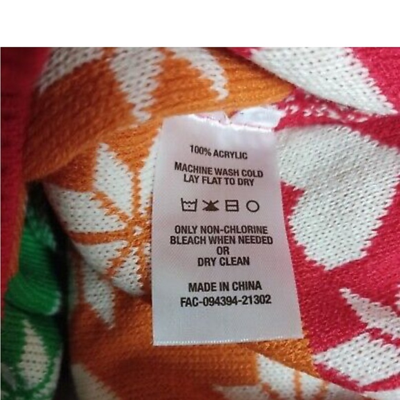 LOVE VICTOR HULU SWEATER - Picture 5 of 5